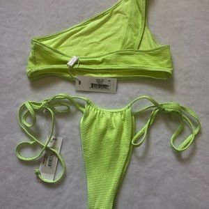 Frankies bikini set